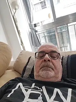 Snapshot of Satiro_Sevilla chatting on November 2025 04:51:01 PM Satiro Sevilla online show from November 2025 04:51:01 PM