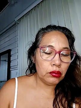 anniecoopeer online show from January 2025 03:22:02 PM