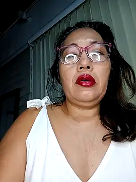 anniecoopeer online show from February 2025 11:08:02 AM