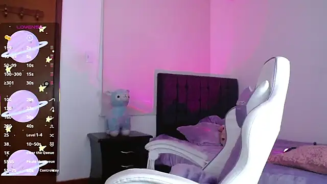 Snapshot of evie_cloud chatting on November 2025 11:16:02 PM evie cloud online show from November 2025 11:16:02 PM