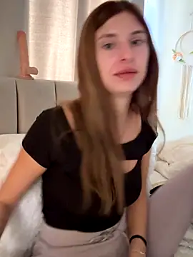 Snapshot of emma05 chatting on October 2025 05:28:01 AM emma05 online show from October 2025 05:28:01 AM