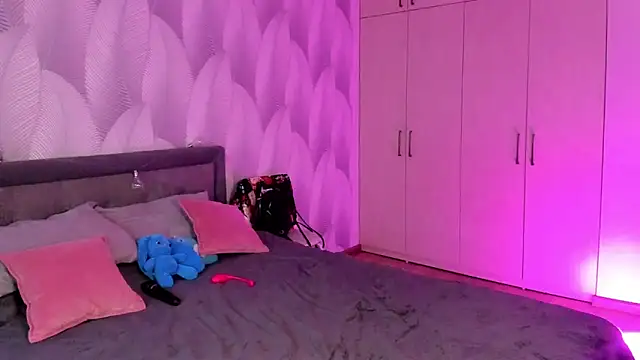 Snapshot of Bambiii_bby chatting on October 2025 01:39:02 AM Bambiii bby online show from October 2025 01:39:02 AM