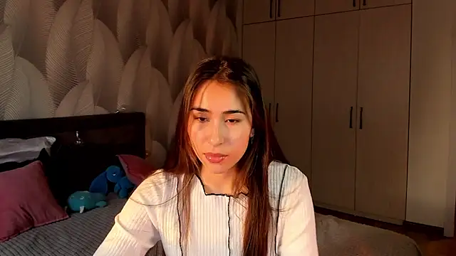 Snapshot of Bambiii_bby chatting on November 2025 02:02:02 AM Bambiii bby online show from November 2025 02:02:02 AM