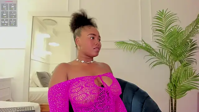 Abril Storm online show from February 2025 09:36:01 PM