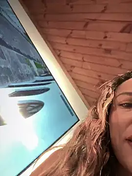 im lorein online show from February 2025 11:41:02 AM