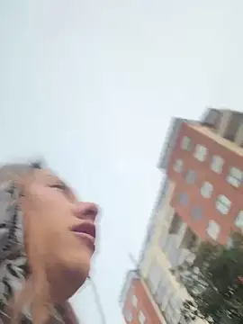 im lorein online show from March 2025 11:40:02 AM