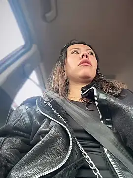 im lorein online show from March 2025 04:10:01 PM