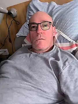 bogland33 online show from February 2025 05:18:02 PM