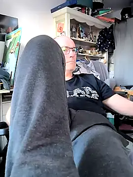 bogland33 online show from March 2025 05:13:01 PM