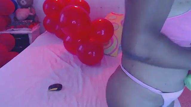 SashaBrianna99 online show from February 2025 06:46:01 PM