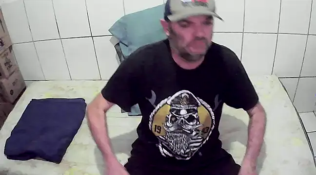 Snapshot of pierdona chatting on December 2024 01:47:01 PM pierdona online show from December 2024 01:47:01 PM