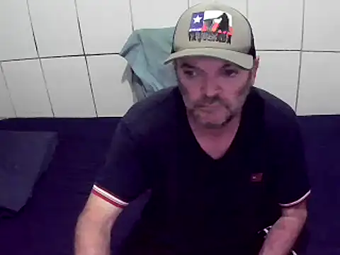 Snapshot of pierdona chatting on December 2024 03:22:02 PM pierdona online show from December 2024 03:22:02 PM