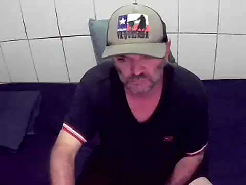 Snapshot of pierdona chatting on December 2024 09:50:02 PM pierdona online show from December 2024 09:50:02 PM