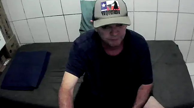 Snapshot of pierdona chatting on February 2025 08:34:02 PM pierdona online show from February 2025 08:34:02 PM