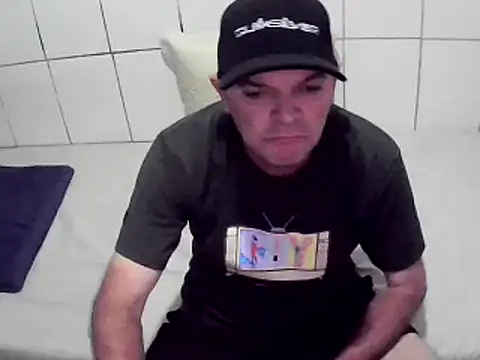 Snapshot of pierdona chatting on February 2025 08:03:02 PM pierdona online show from February 2025 08:03:02 PM