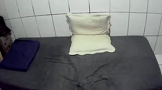 Snapshot of pierdona chatting on March 2025 11:14:02 PM pierdona online show from March 2025 11:14:02 PM