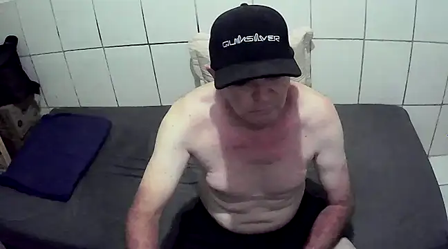 Snapshot of pierdona chatting on March 2025 07:57:02 PM pierdona online show from March 2025 07:57:02 PM