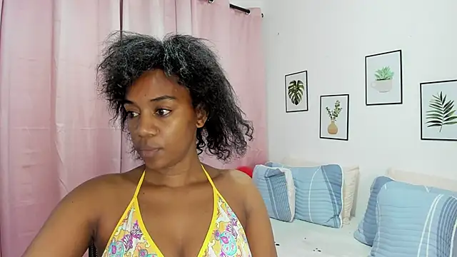 aisha w10 online show from February 2025 01:22:01 PM