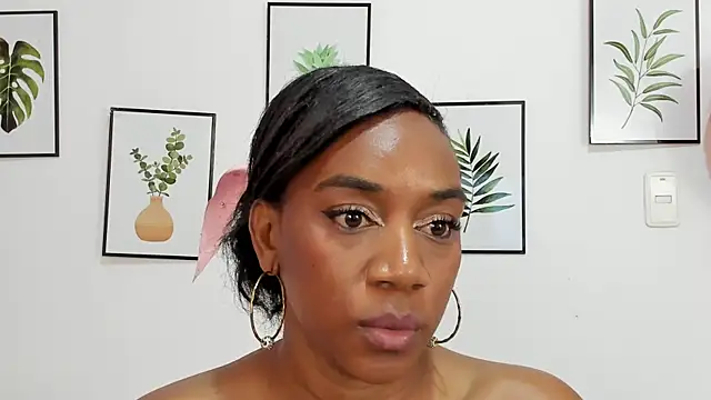 aisha w10 online show from February 2025 12:48:01 PM