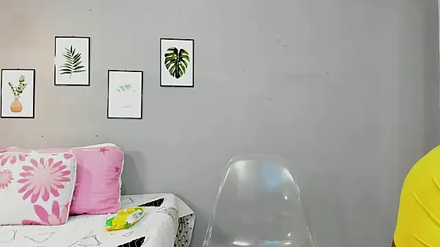 aisha w10 online show from September 2025 12:38:01 PM