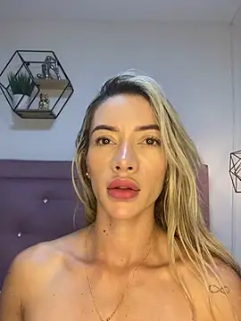 Anna quinn online show from February 2025 02:42:01 AM