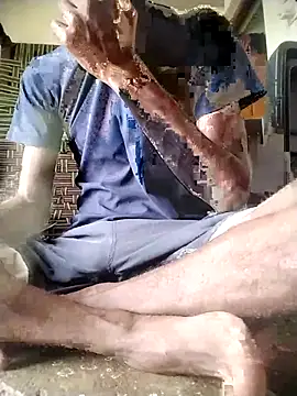 Snapshot of HYR1 chatting on September 2025 04:34:02 AM HYR1 online show from September 2025 04:34:02 AM