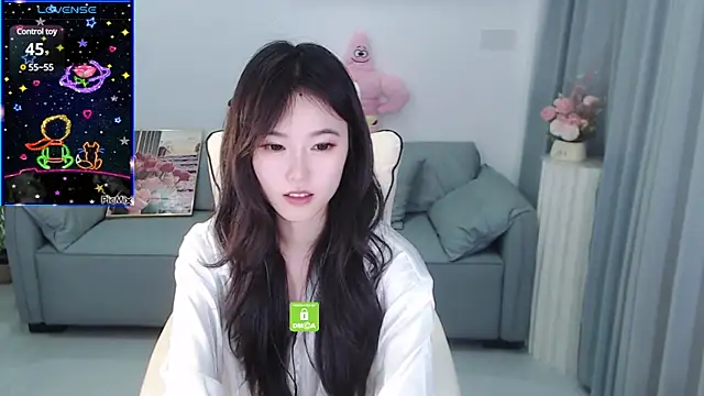 YiJin-a online show from December 2024 12:44:01 AM