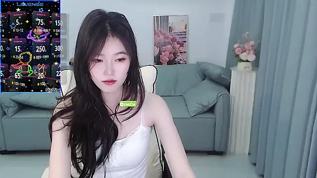 YiJin-a online show from February 2025 04:00:02 PM