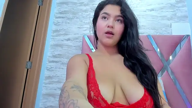 Snapshot of charlotterichardss chatting on January 2025 11:43:01 AM charlotterichardss online show from January 2025 11:43:01 AM