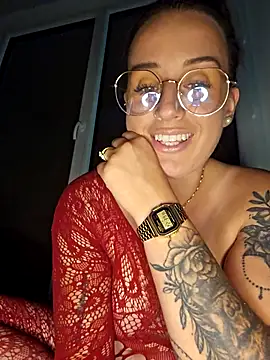 Snapshot of lindsay_33off chatting on October 2025 08:39:01 PM lindsay 33off online show from October 2025 08:39:01 PM