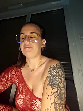 Snapshot of lindsay_33off chatting on October 2025 09:47:01 PM lindsay 33off online show from October 2025 09:47:01 PM