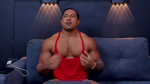 Snapshot of CallumMuscle chatting on January 2025 02:51:02 PM CallumMuscle online show from January 2025 02:51:02 PM