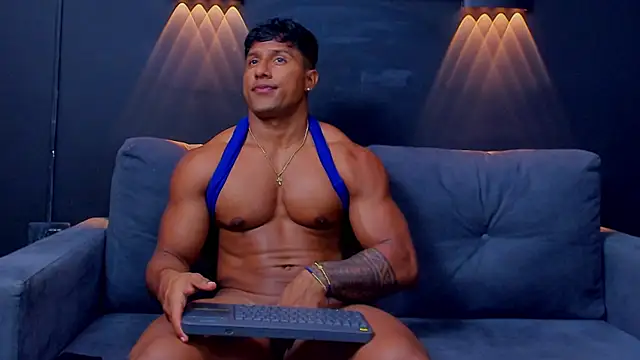 Snapshot of CallumMuscle chatting on March 2025 10:03:02 AM CallumMuscle online show from March 2025 10:03:02 AM