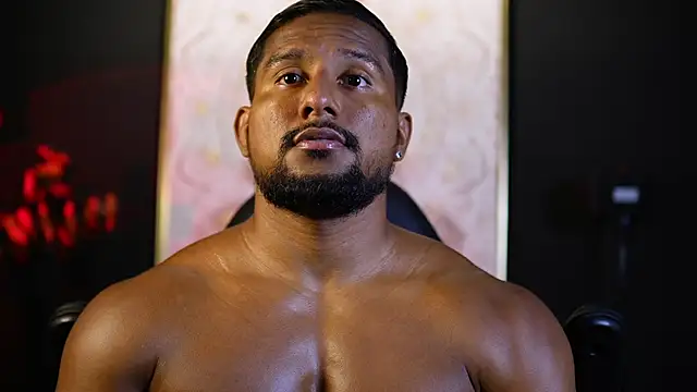 Snapshot of CallumMuscle chatting on October 2025 07:35:02 PM CallumMuscle online show from October 2025 07:35:02 PM