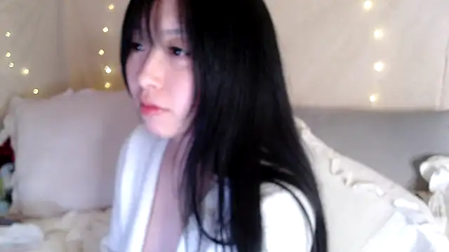Snapshot of _yuki_chan chatting on January 2025 04:05:01 PM yuki chan online show from January 2025 04:05:01 PM
