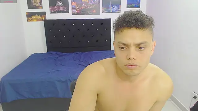 Booy Hott online show from December 2024 06:37:02 PM
