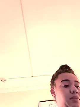 evafoxs online show from October 2025 07:11:02 PM