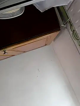 evafoxs online show from November 2025 05:35:02 PM