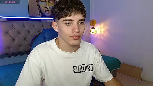 AlejooTwink online show from January 2025 05:59:01 PM