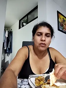 siri duque online show from February 2025 10:48:01 PM