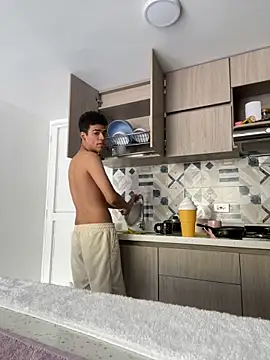 Leo bunny hot online show from December 2024 04:49:02 PM