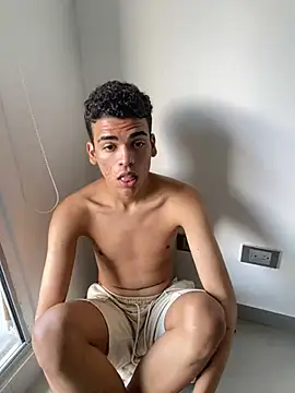 Leo bunny hot online show from December 2024 07:54:02 PM