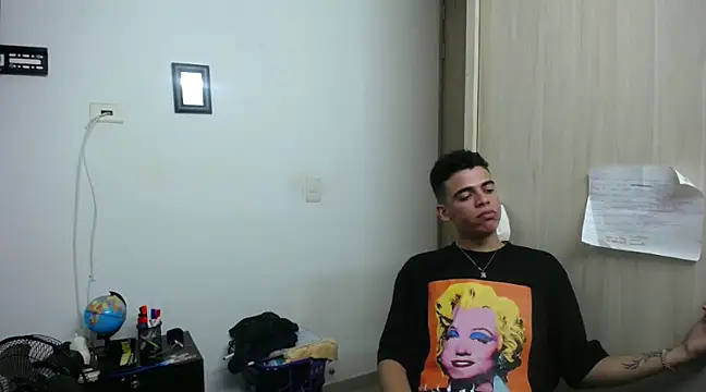 Leo bunny hot online show from December 2024 01:06:02 AM