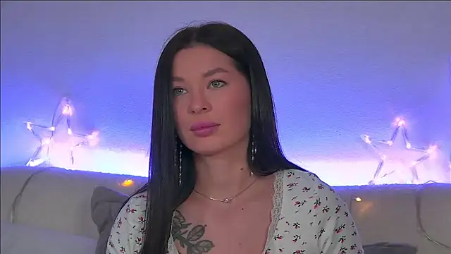 AlexandraBloom online show from January 2025 09:25:02 PM