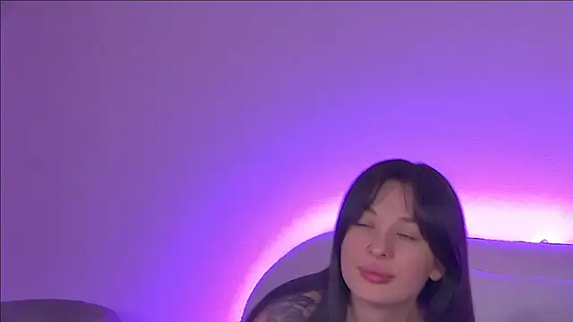 AlexandraBloom online show from February 2025 03:32:02 AM