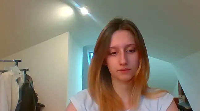 Snapshot of LUNA_delight chatting on January 2025 02:35:01 PM LUNA delight online show from January 2025 02:35:01 PM
