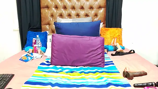 Snapshot of Hotxbums22 chatting on October 2025 07:50:02 AM Hotxbums22 online show from October 2025 07:50:02 AM