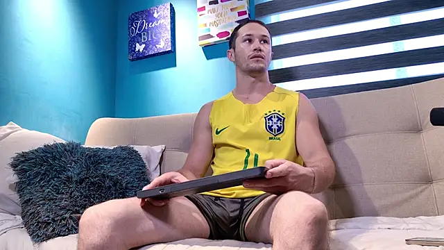 AxelFairchaild online show from September 2025 01:10:01 PM