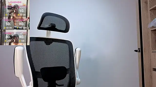 Snapshot of Cristopher23_ chatting on October 2025 01:25:01 AM Cristopher23 online show from October 2025 01:25:01 AM