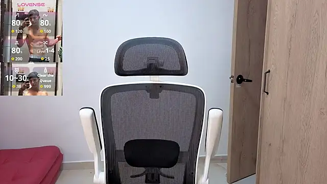 Snapshot of Cristopher23_ chatting on October 2025 01:43:02 PM Cristopher23 online show from October 2025 01:43:02 PM